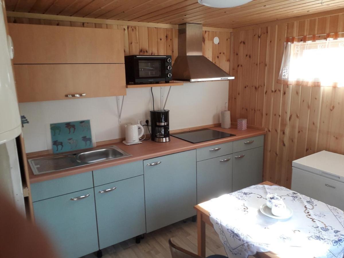 דירות Hova Gaestehaus Aelgstuga מראה חיצוני תמונה